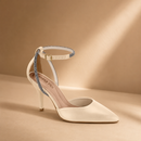 Scarpin Feminino com Fivela